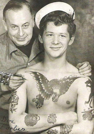 Татуированный парень 1950-е года